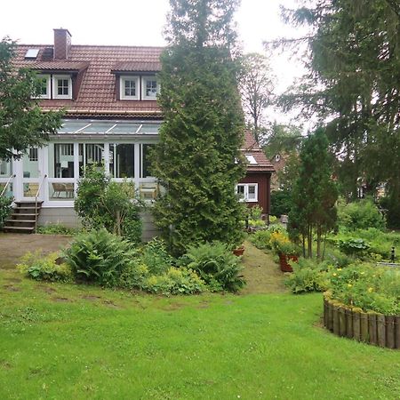 Liebevoll Eingerichtetes Ferienhaus Mit Grossem Garten 클라우슈탈젤러펠트 외부 사진